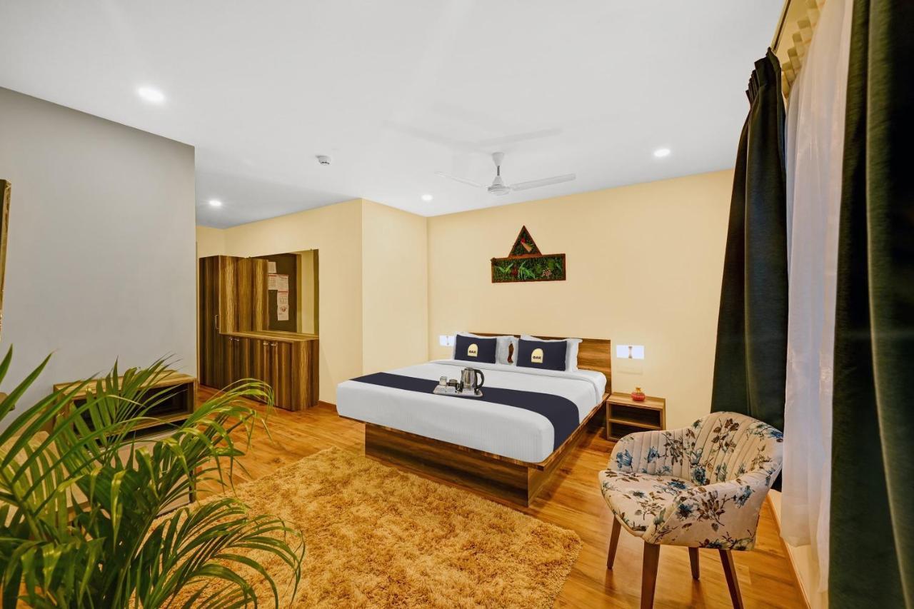 Hotel Super Townhouse Oak Hillside Aqua Khandagiri Exterior foto